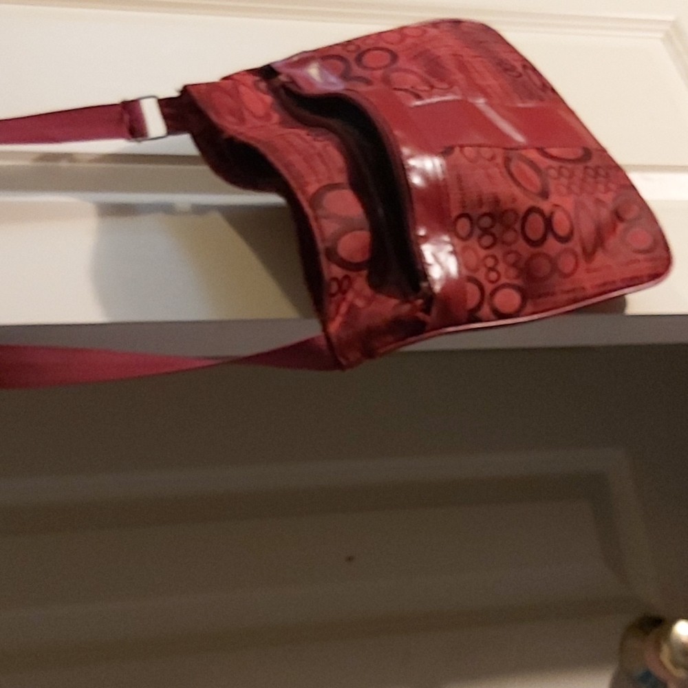 Red, long strapped with pretty design pattern and M/L black shawl